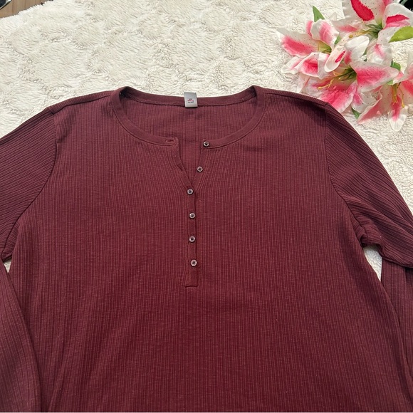 Old Navy - Maroon Ribbed Long Sleeve Long Sleeve 3/4 Sleeve Henley XXL - Picture 3 of 9
